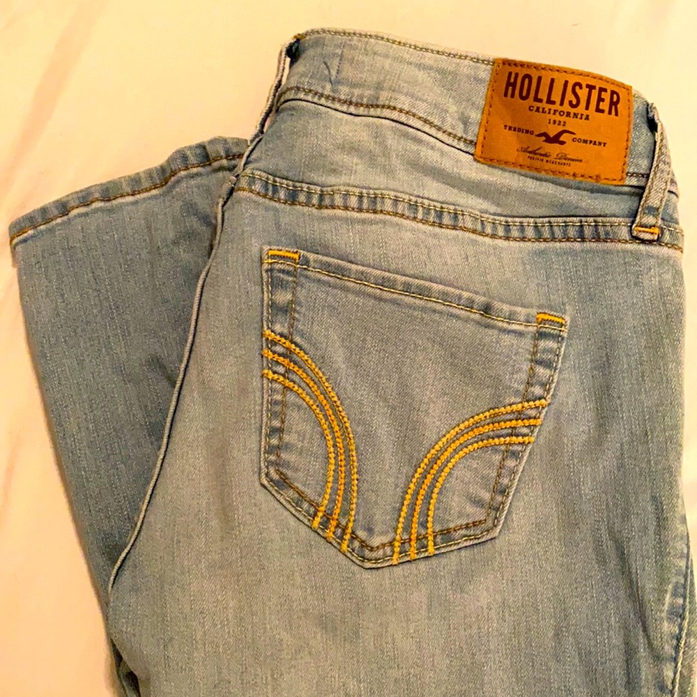 HOLLISTER JEANS